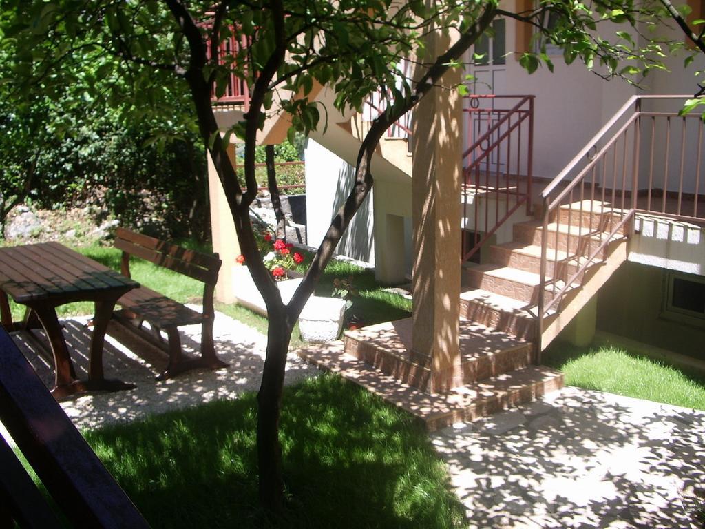 Apartmani Stanovcic دونجي مورينج المظهر الخارجي الصورة